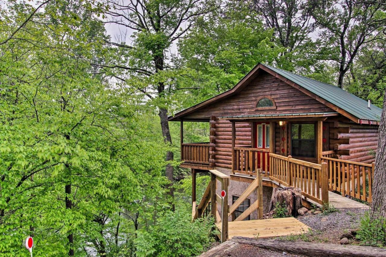 River Rush- Cozy Riverfront Cabin 5 Mi To Pigeon Forge Sevierville Exterior photo